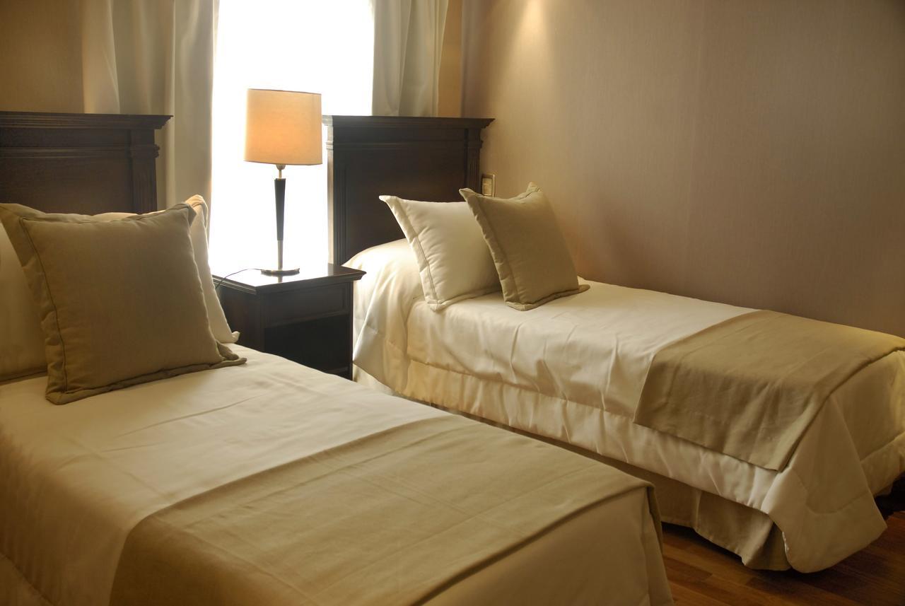 Premium Tower Suites ميندوزا المظهر الخارجي الصورة
