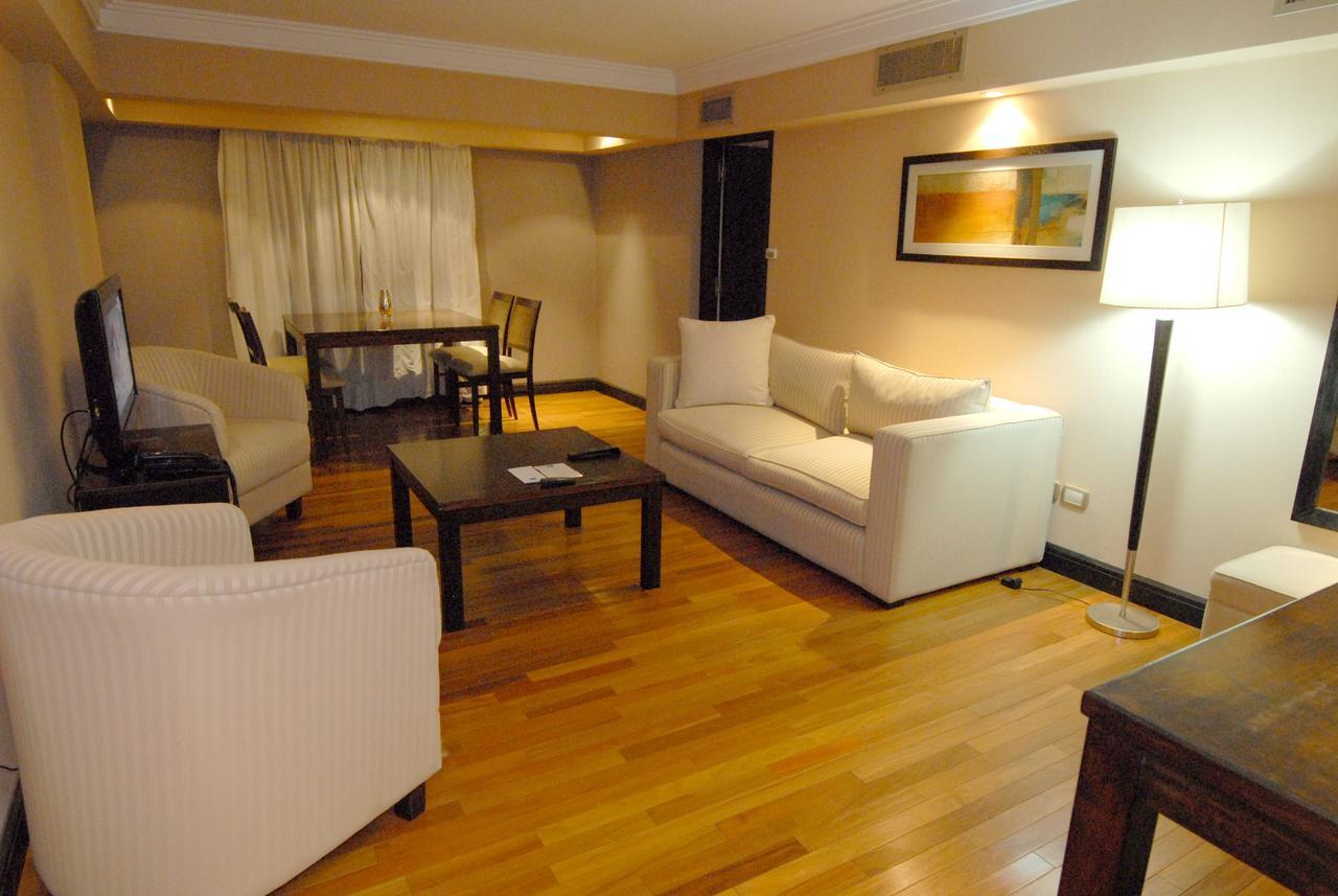 Premium Tower Suites ميندوزا المظهر الخارجي الصورة