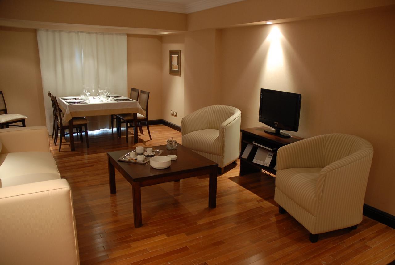 Premium Tower Suites ميندوزا المظهر الخارجي الصورة