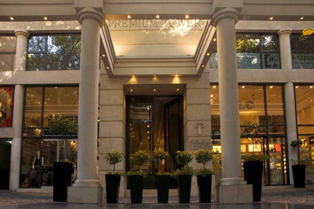 Premium Tower Suites ميندوزا المظهر الخارجي الصورة