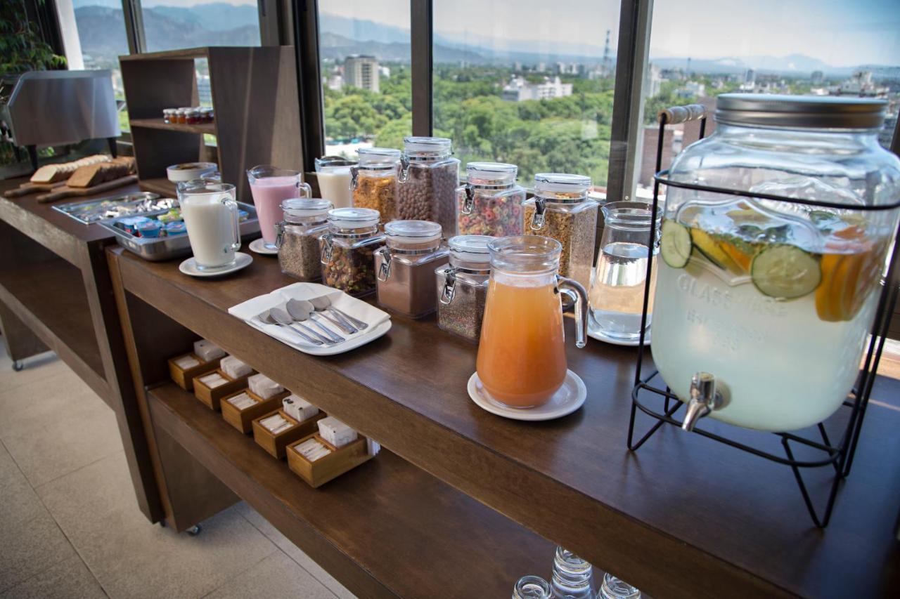 Premium Tower Suites ميندوزا المظهر الخارجي الصورة